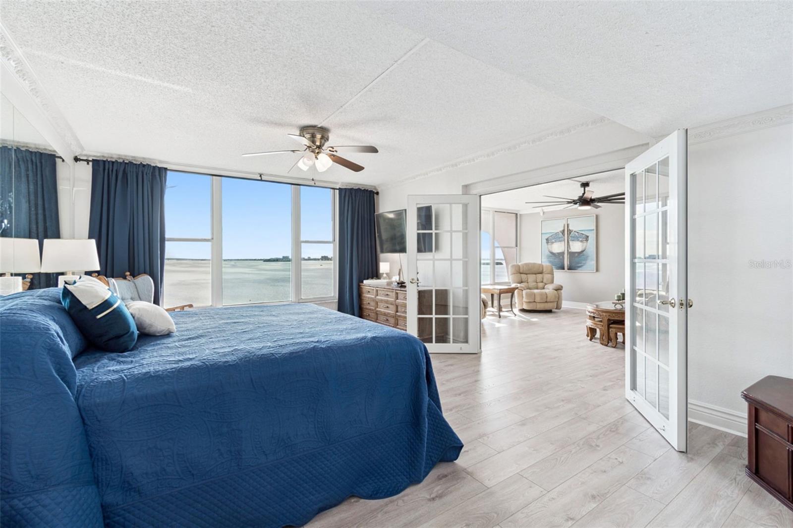 Image 33 of 66 For 634 Edgewater Drive 844