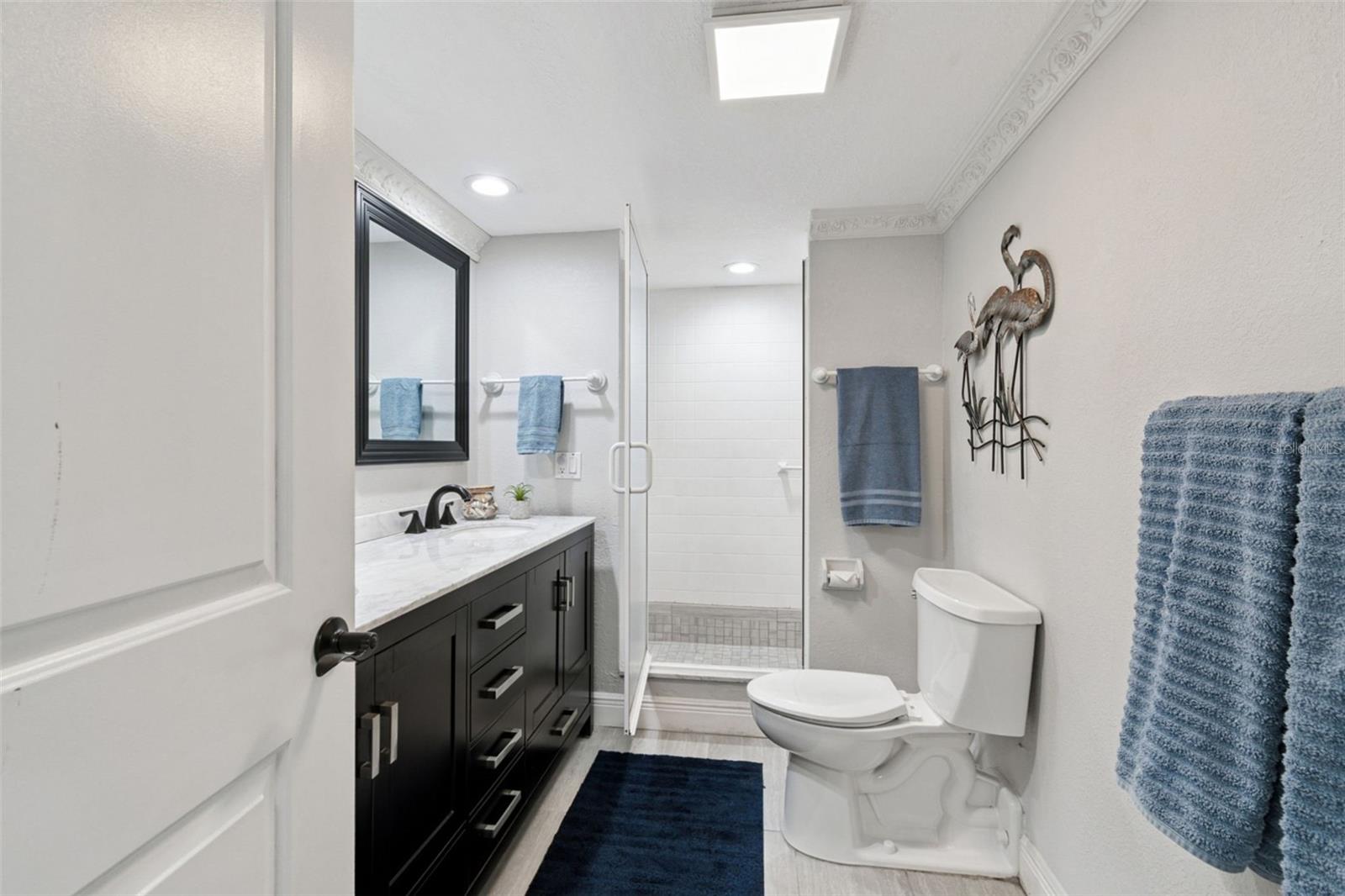 Image 39 of 66 For 634 Edgewater Drive 844