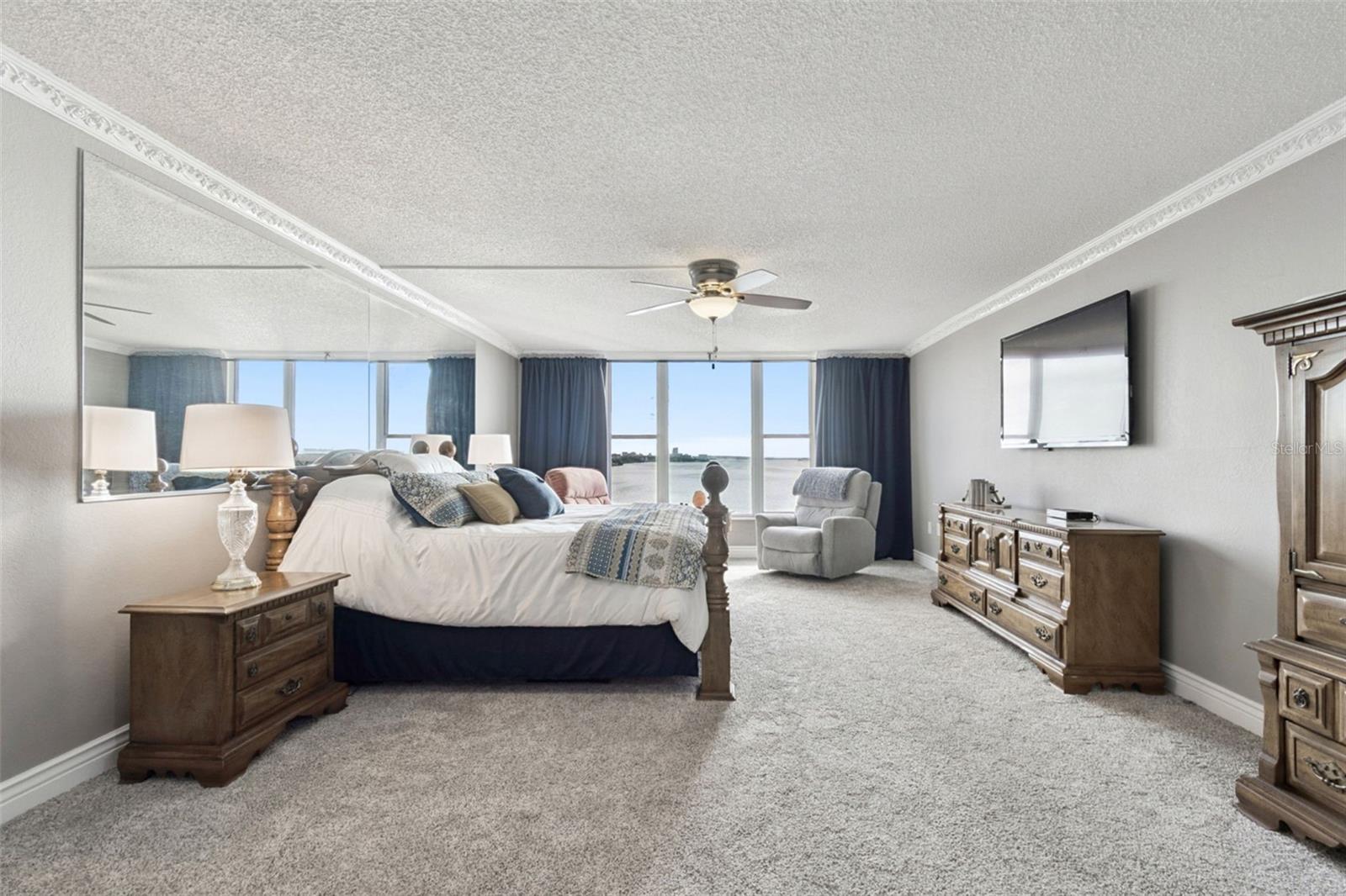 Image 45 of 66 For 634 Edgewater Drive 844