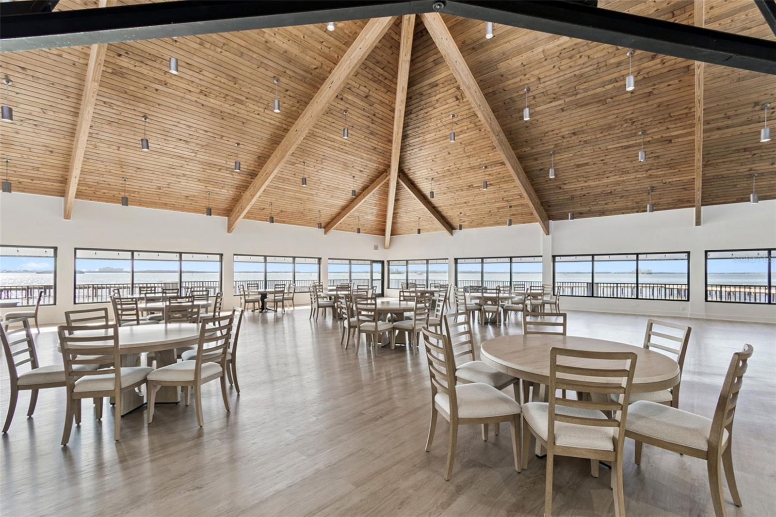 Image 57 of 66 For 634 Edgewater Drive 844