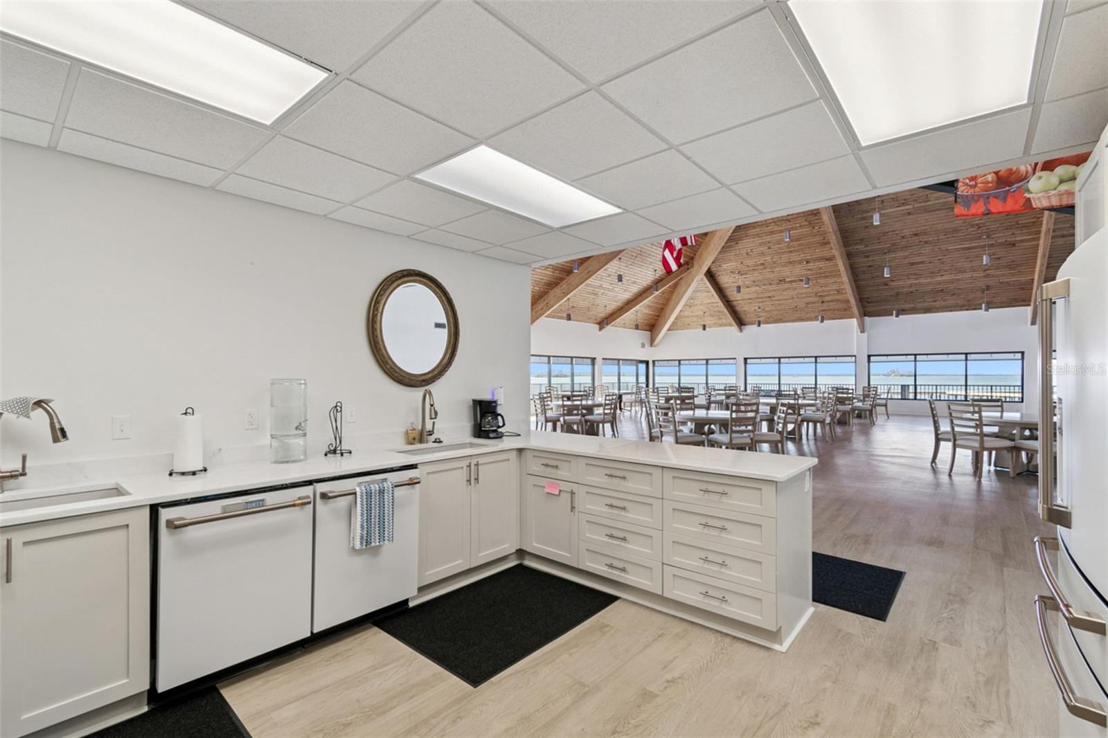 Image 58 of 66 For 634 Edgewater Drive 844