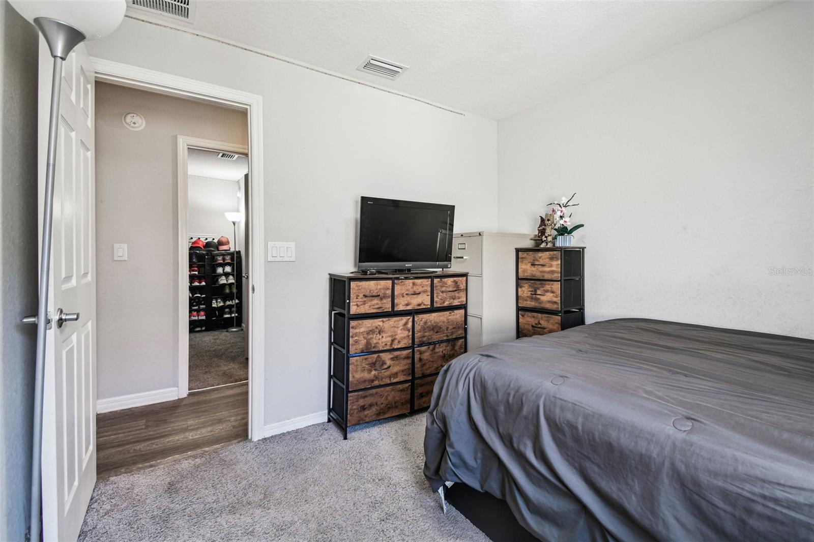 Image 35 of 74 For 114 Eagle Summit Drive