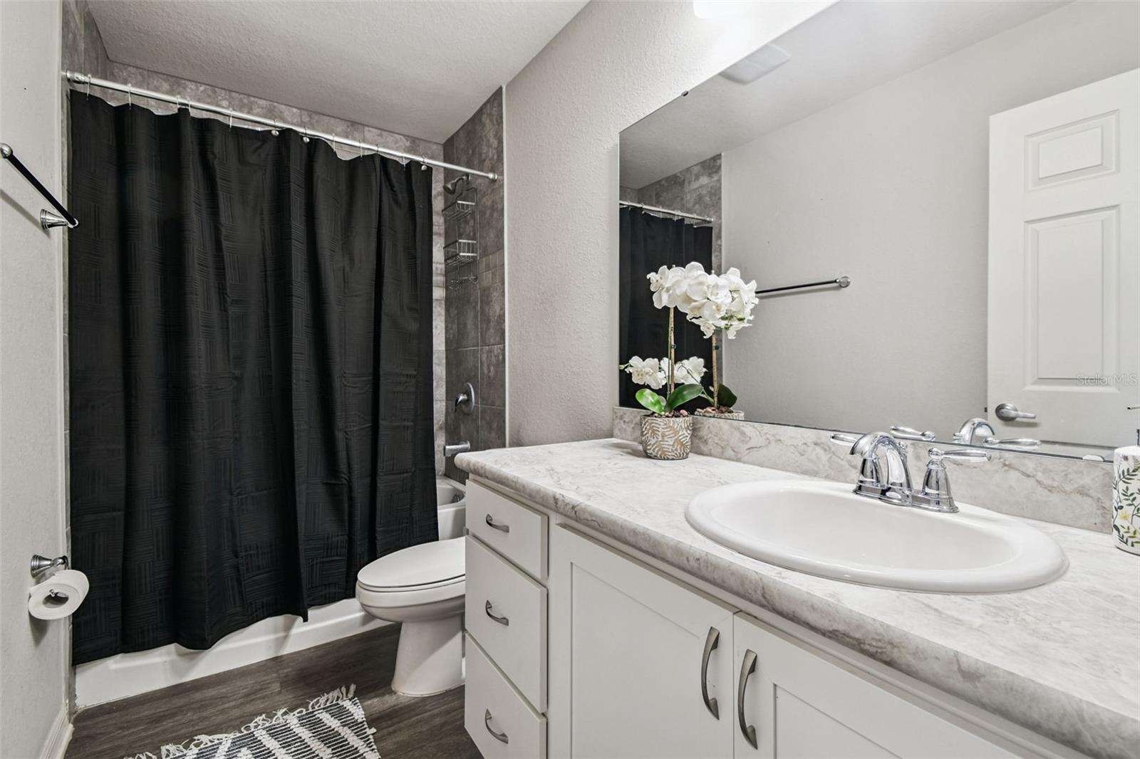 Image 39 of 74 For 114 Eagle Summit Drive