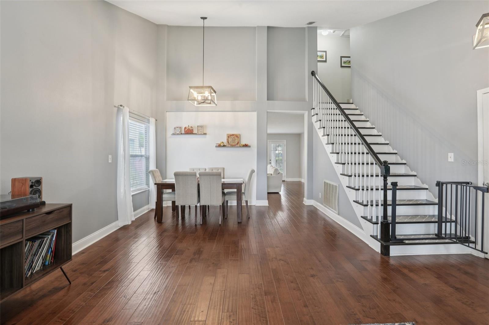 Image 14 of 46 For 14534 Nettle Creek Road