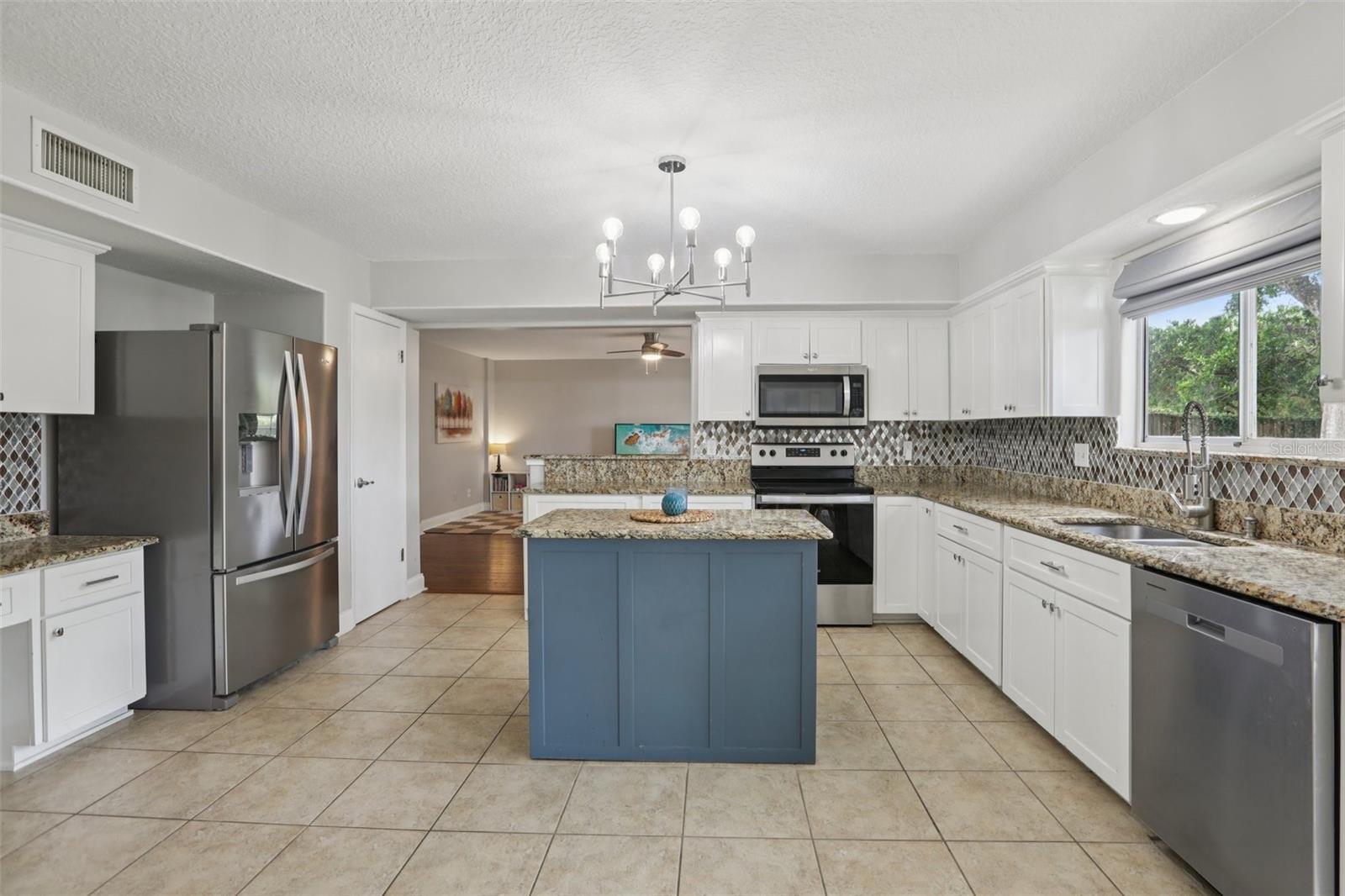 Image 19 of 46 For 14534 Nettle Creek Road