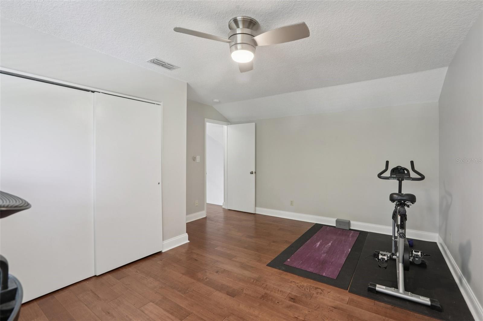 Image 25 of 46 For 14534 Nettle Creek Road