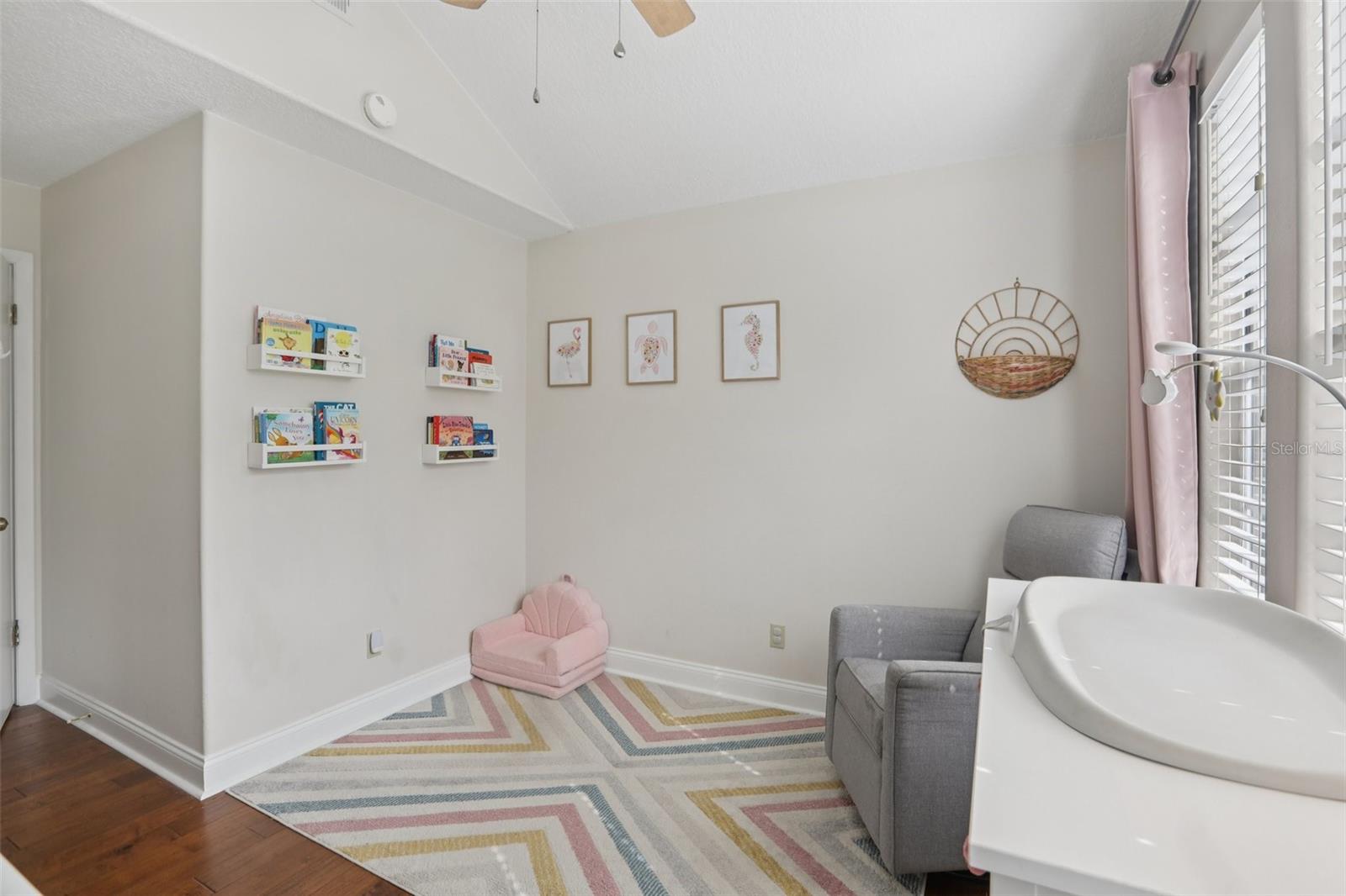 Image 28 of 46 For 14534 Nettle Creek Road