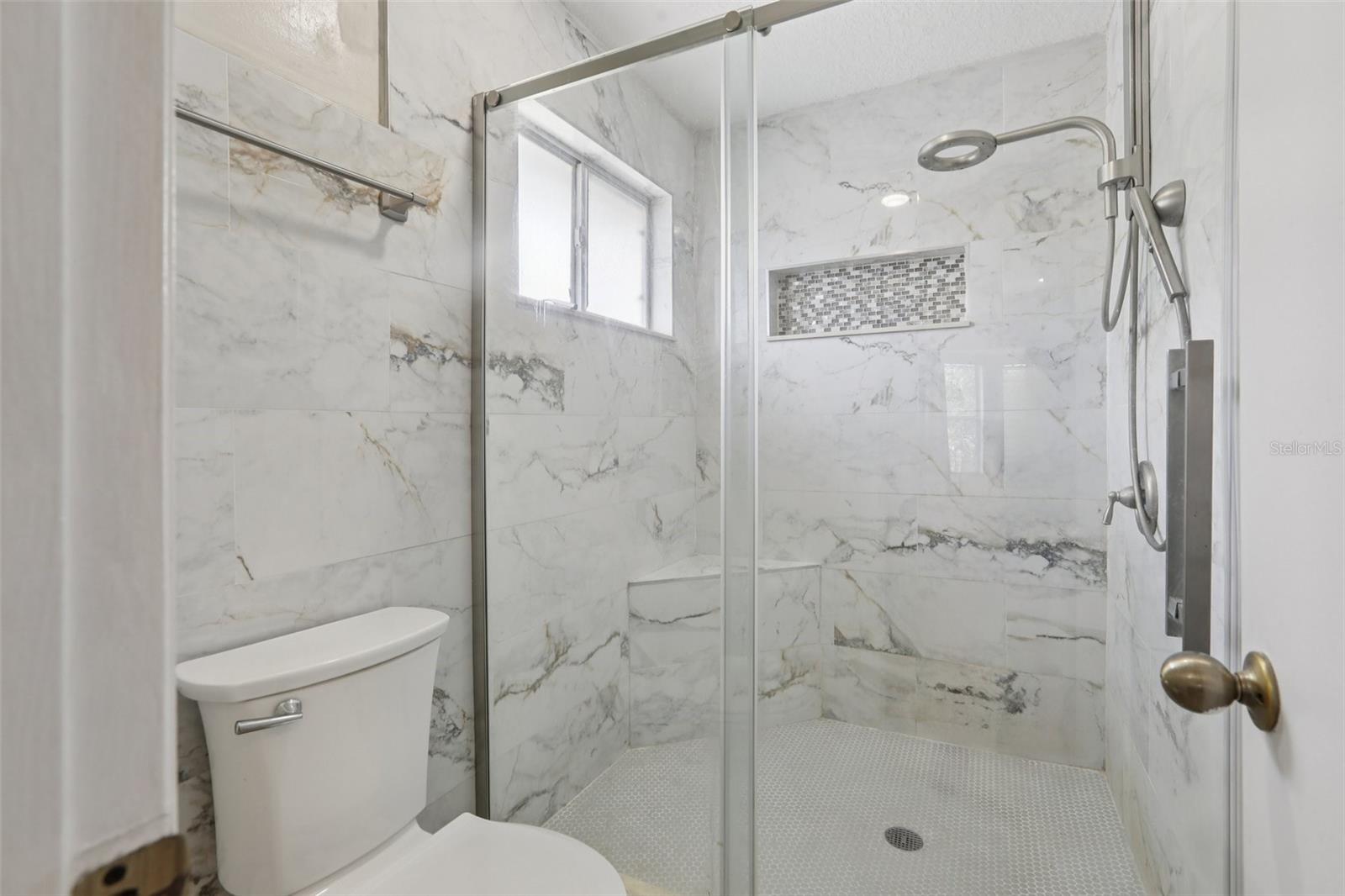 Image 33 of 46 For 14534 Nettle Creek Road