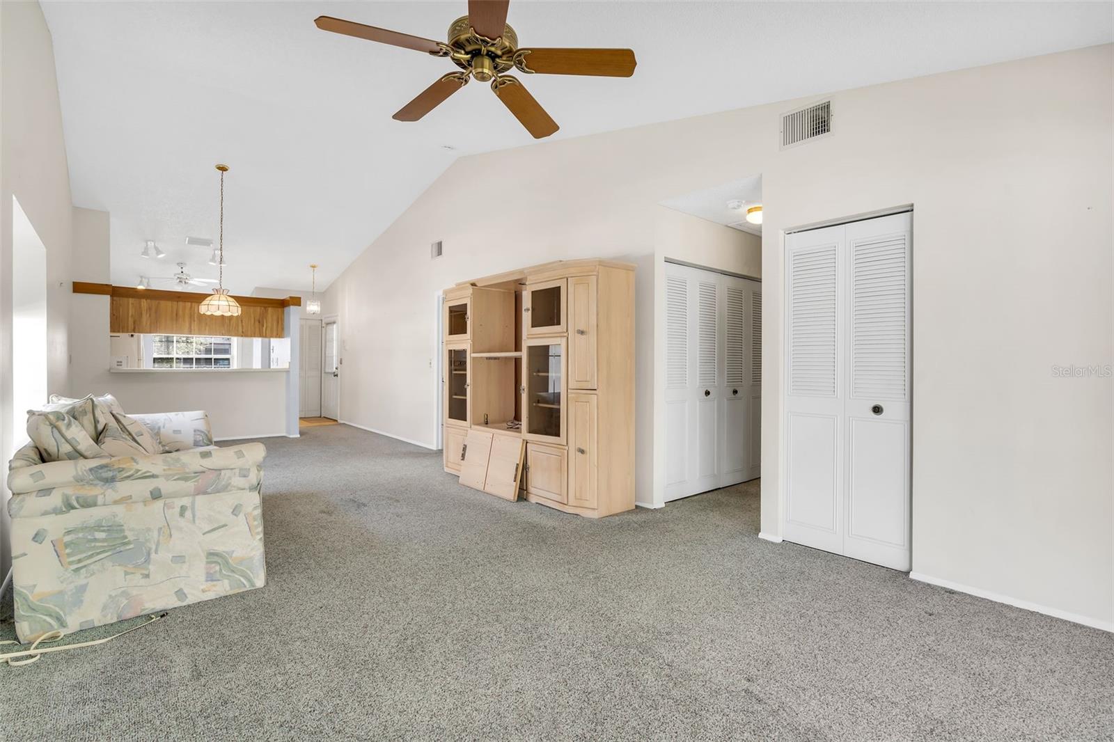 Image 10 of 25 For 220 Orion Lane 89