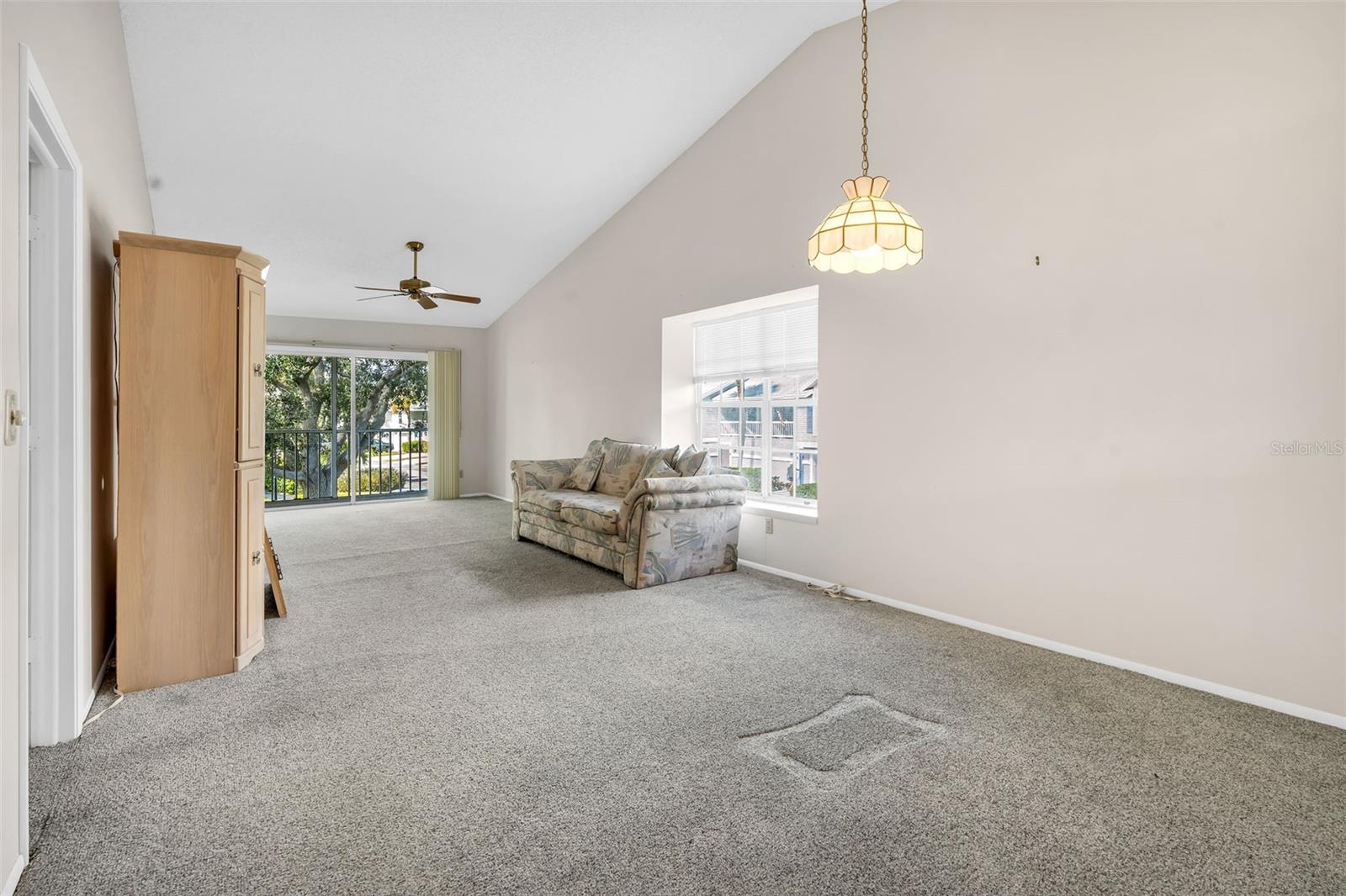 Image 7 of 25 For 220 Orion Lane 89