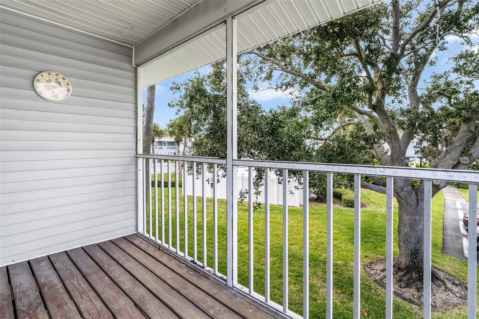 Image 8 of 25 For 220 Orion Lane 89