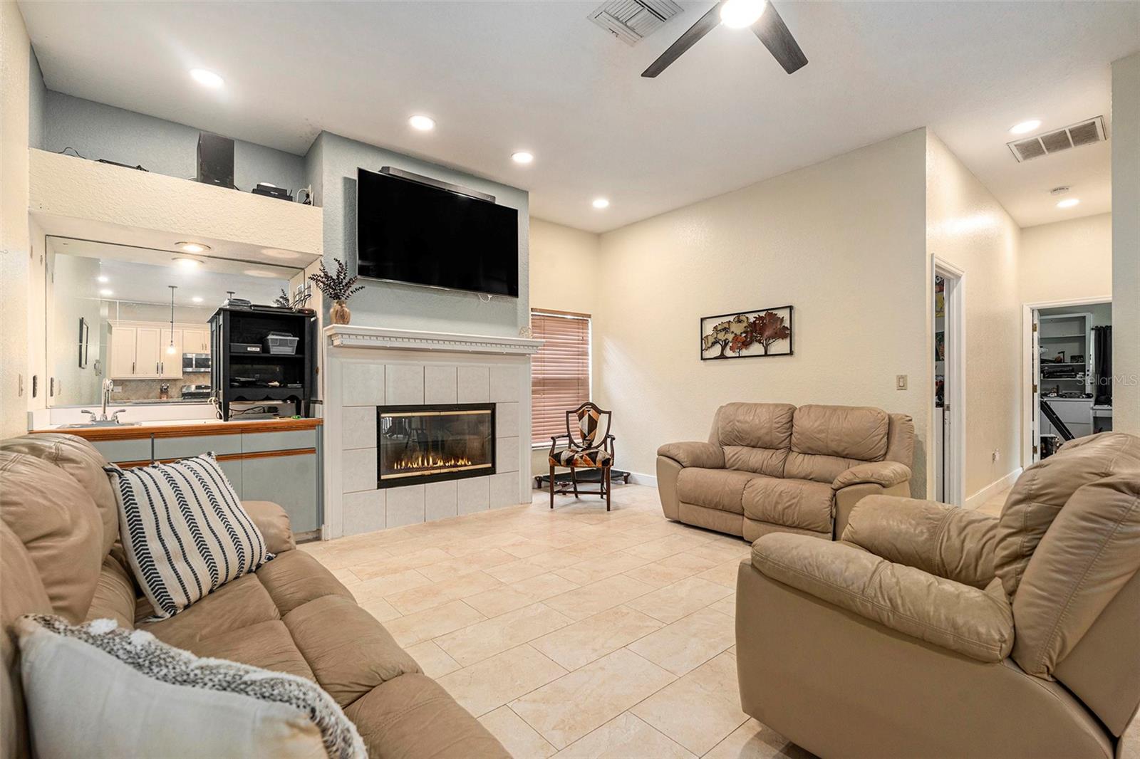 Image 12 of 30 For 606 Tomoka Drive