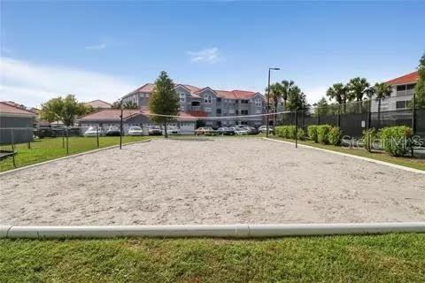 Image 18 of 22 For 18001 Richmond Place Drive 836