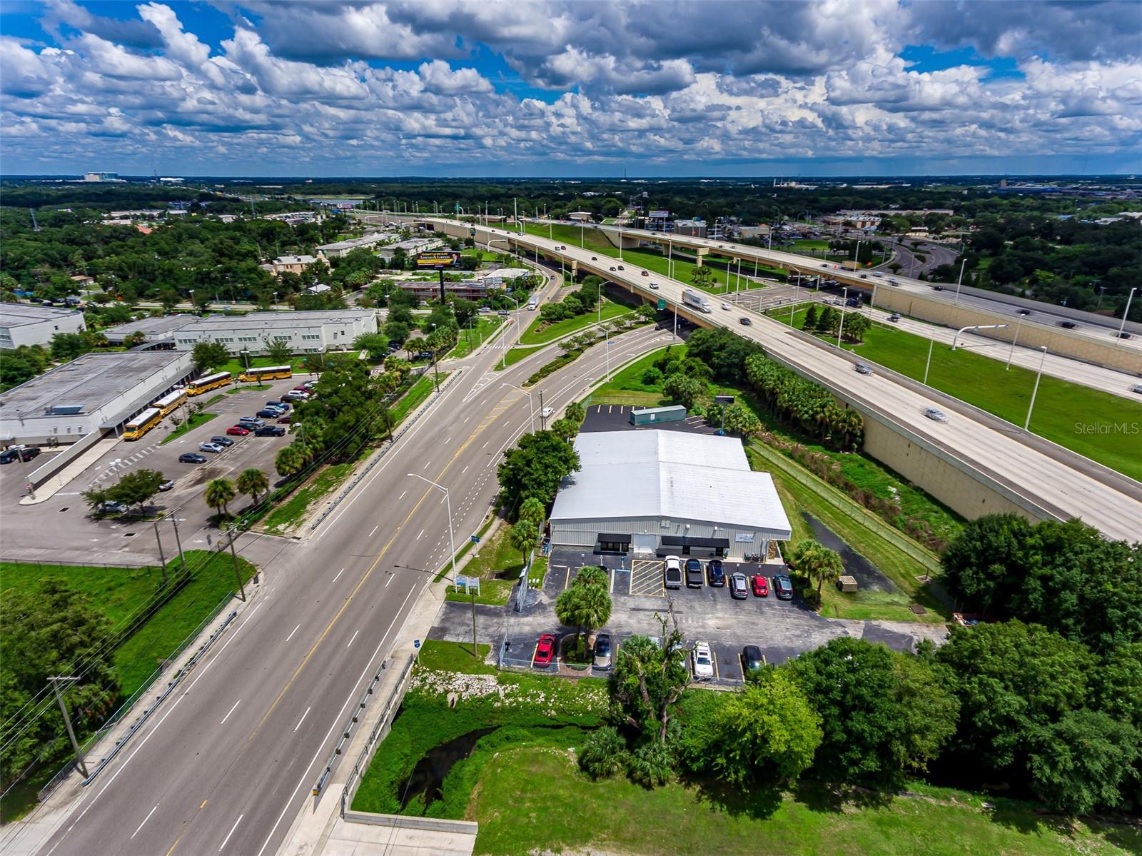 Image 5 of 39 For 4501 Columbus Drive 3