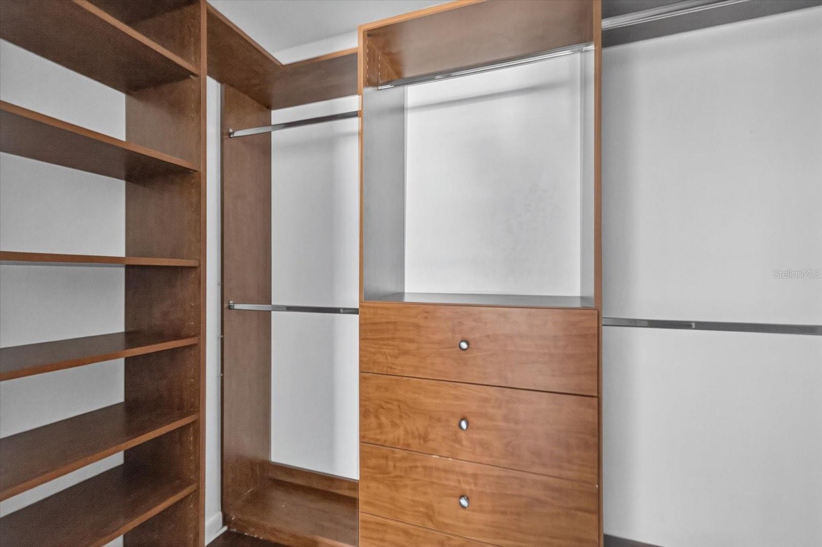 Image 17 of 24 For 5440 Macdill Avenue 3i