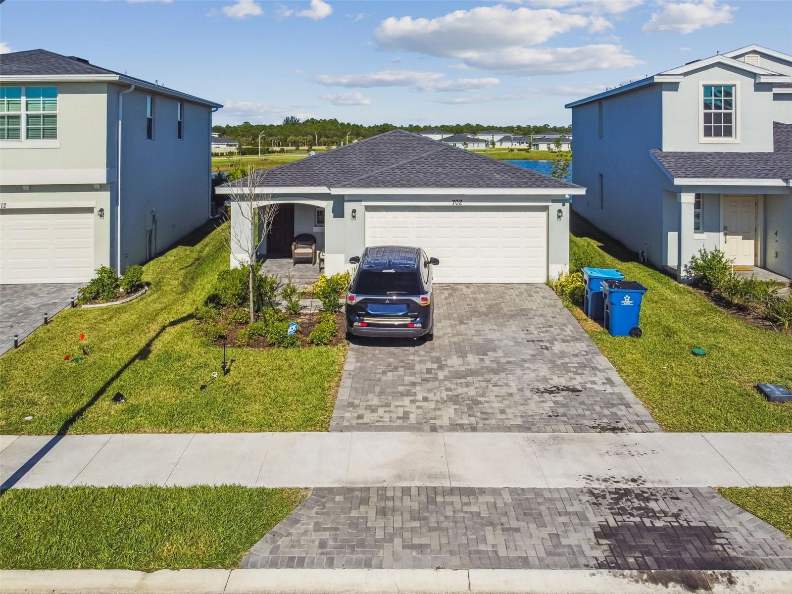 Image 39 of 65 For 702 Papillon Street Sw