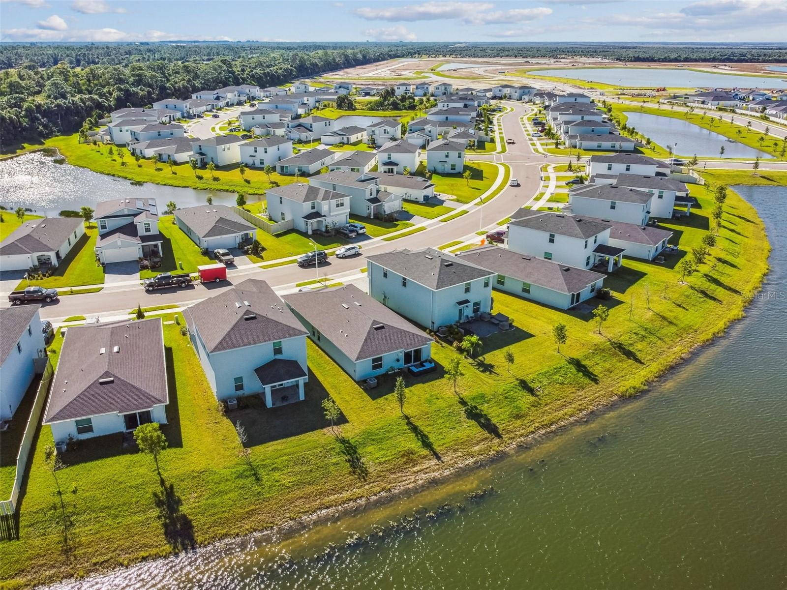 Image 51 of 65 For 702 Papillon Street Sw