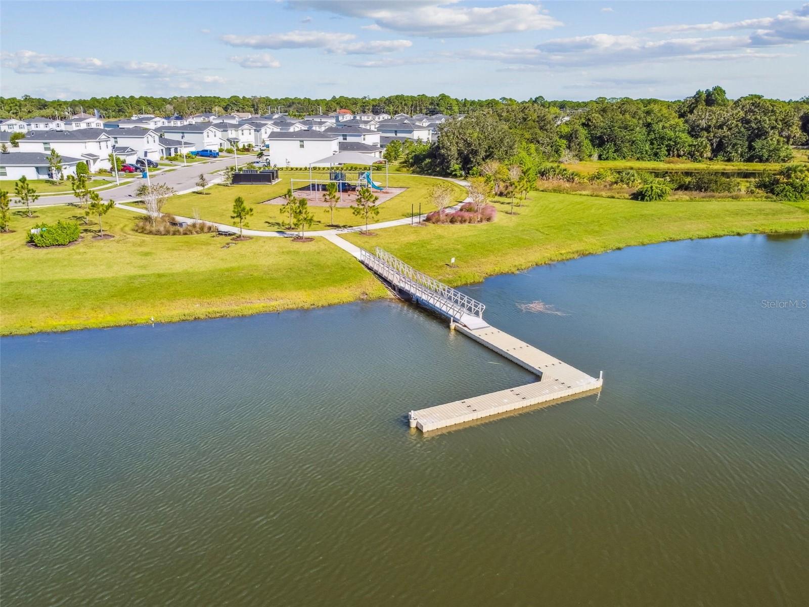 Image 57 of 65 For 702 Papillon Street Sw