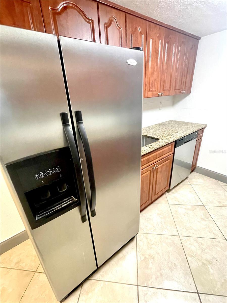 Image 6 of 14 For 5221 Bayshore Boulevard 21