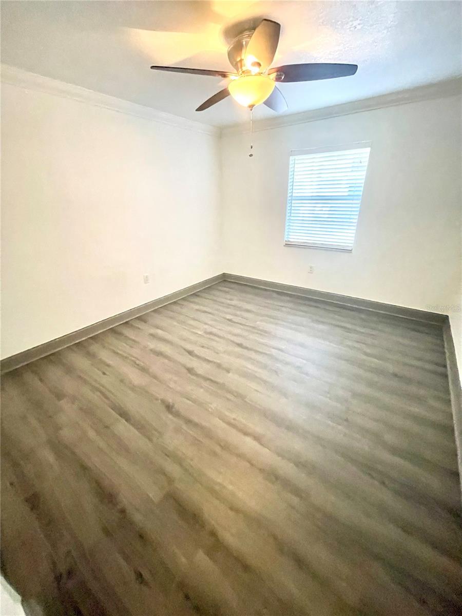 Image 9 of 14 For 5221 Bayshore Boulevard 21