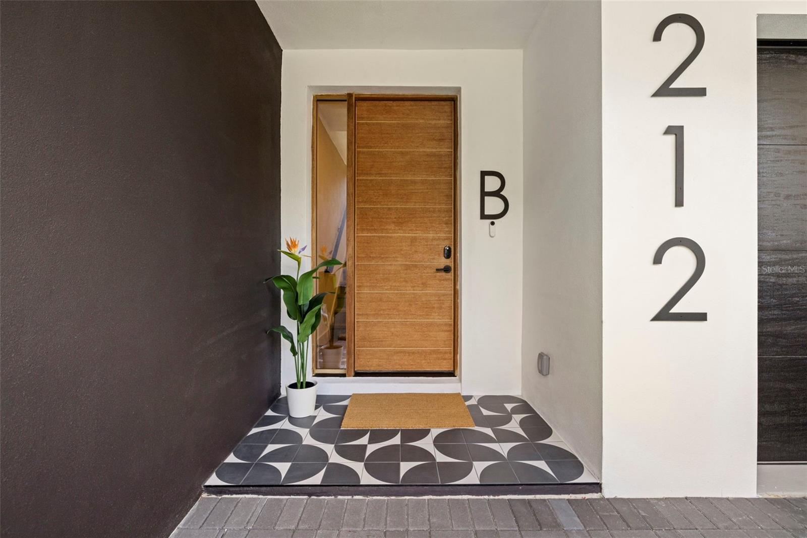 Image 2 of 34 For 212 Euclid Avenue B