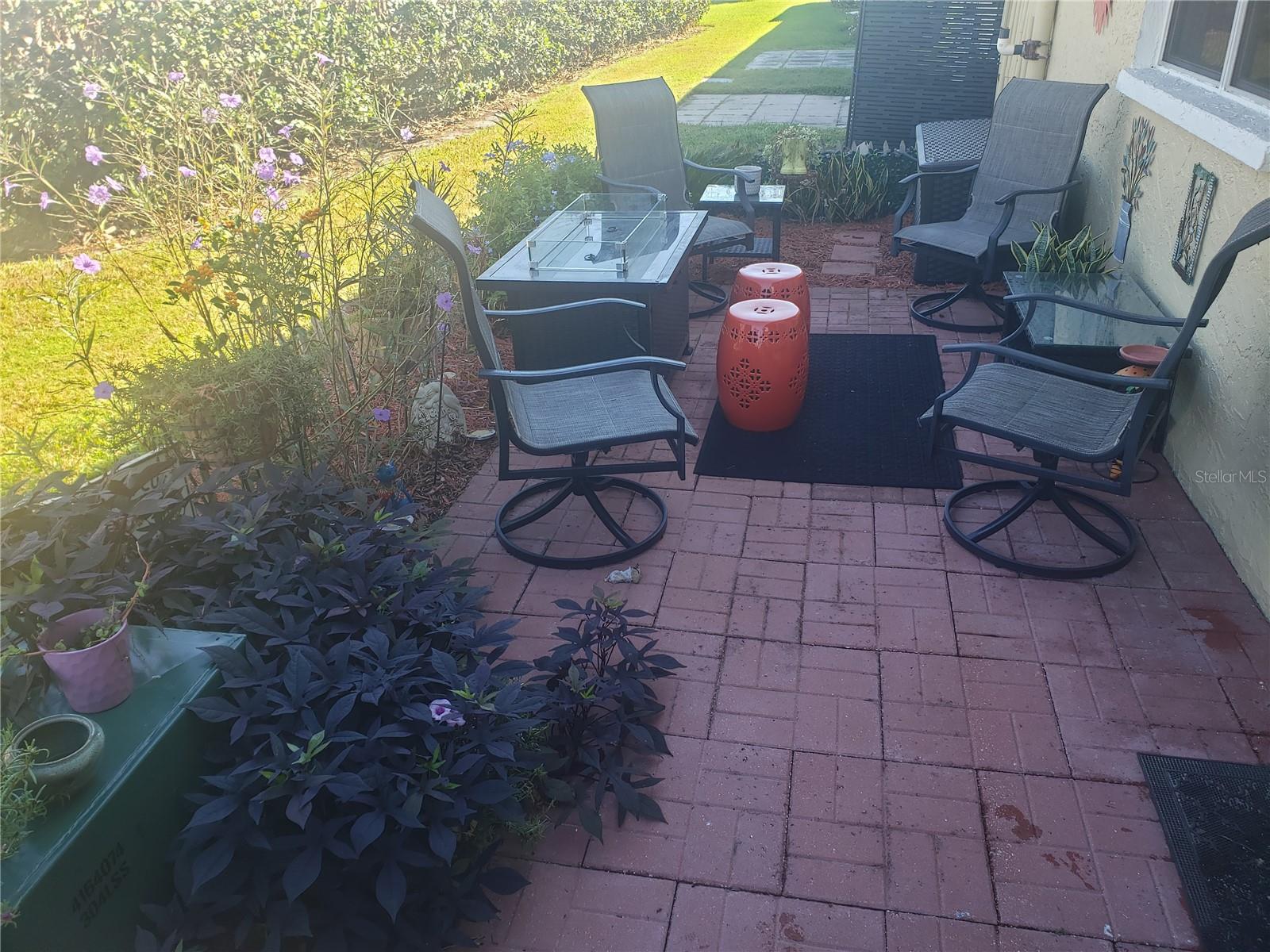 Image 3 of 38 For 9615 Brassie Court