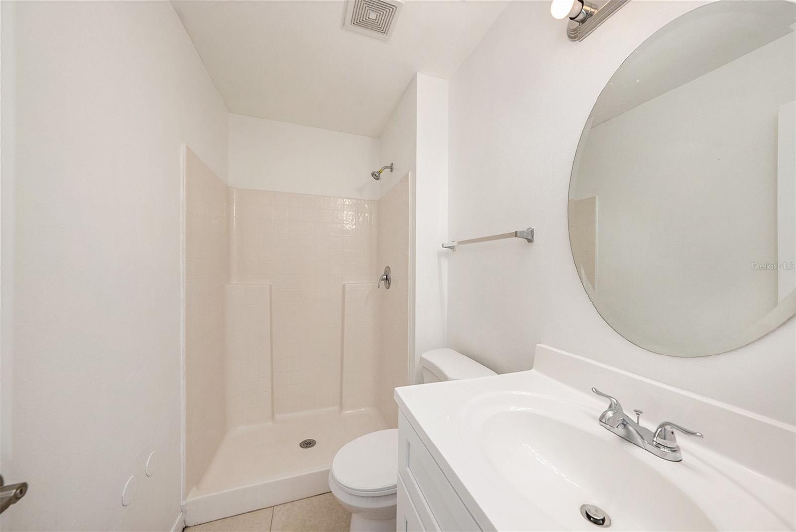 Image 18 of 25 For 1020 Brenton Leaf Drive