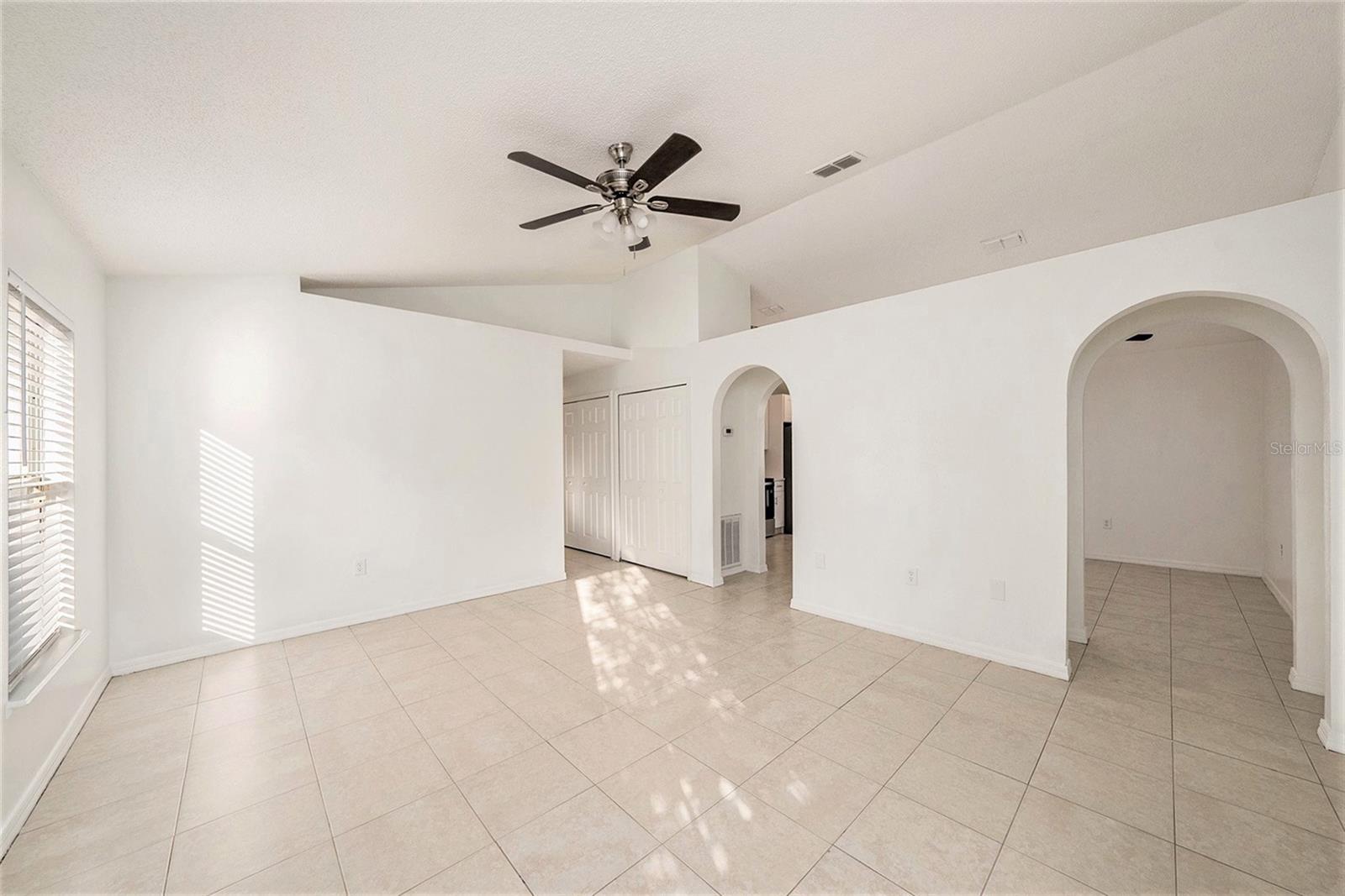 Image 4 of 25 For 1020 Brenton Leaf Drive