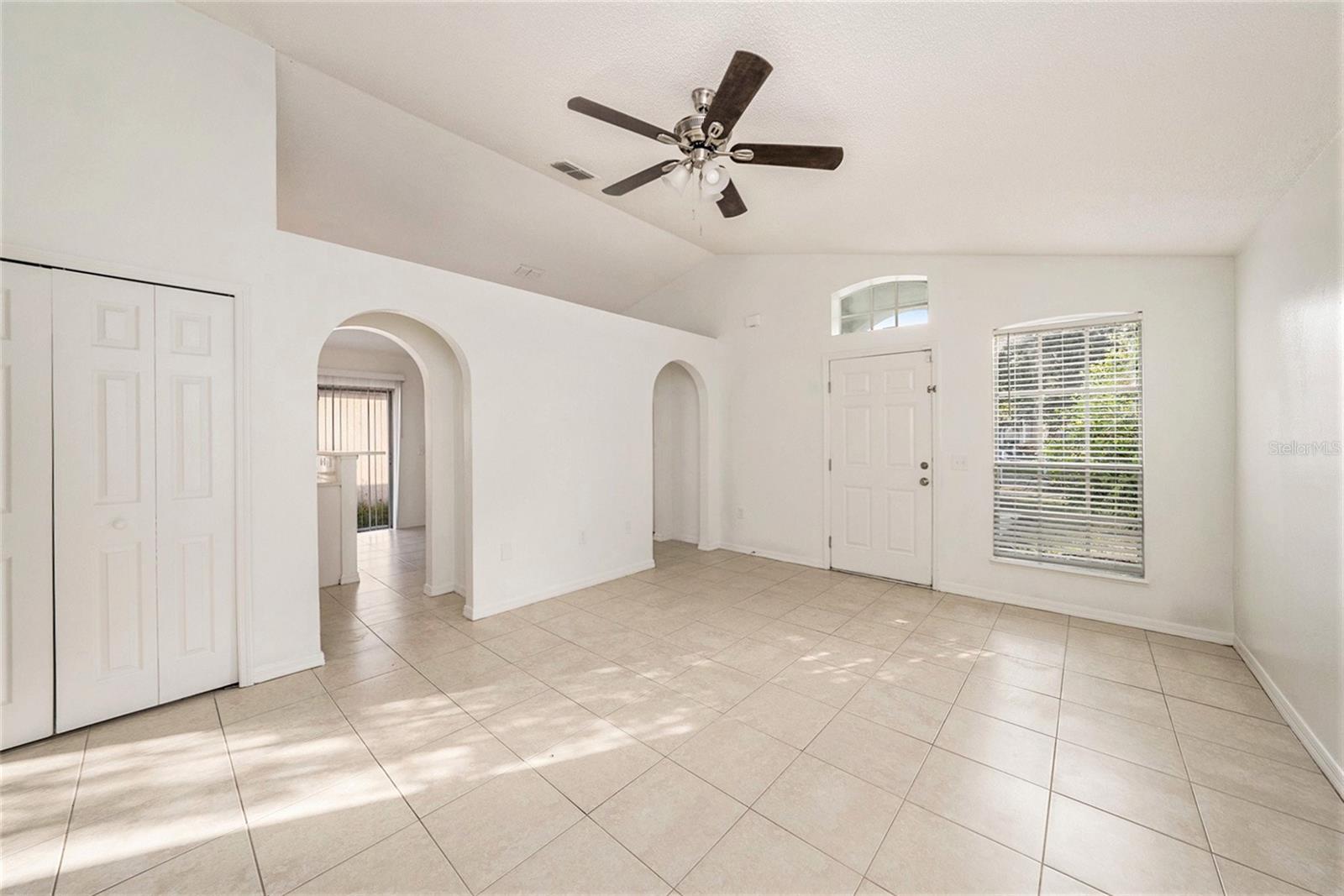 Image 5 of 25 For 1020 Brenton Leaf Drive