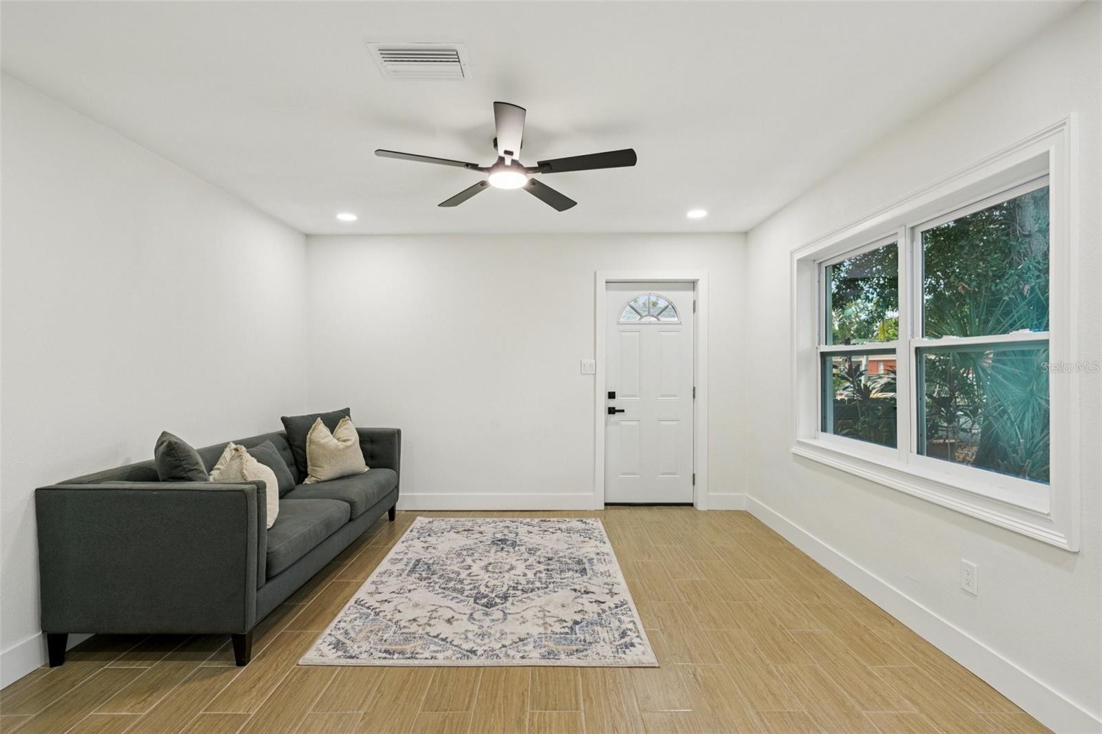 Image 12 of 51 For 1509 Washington Avenue