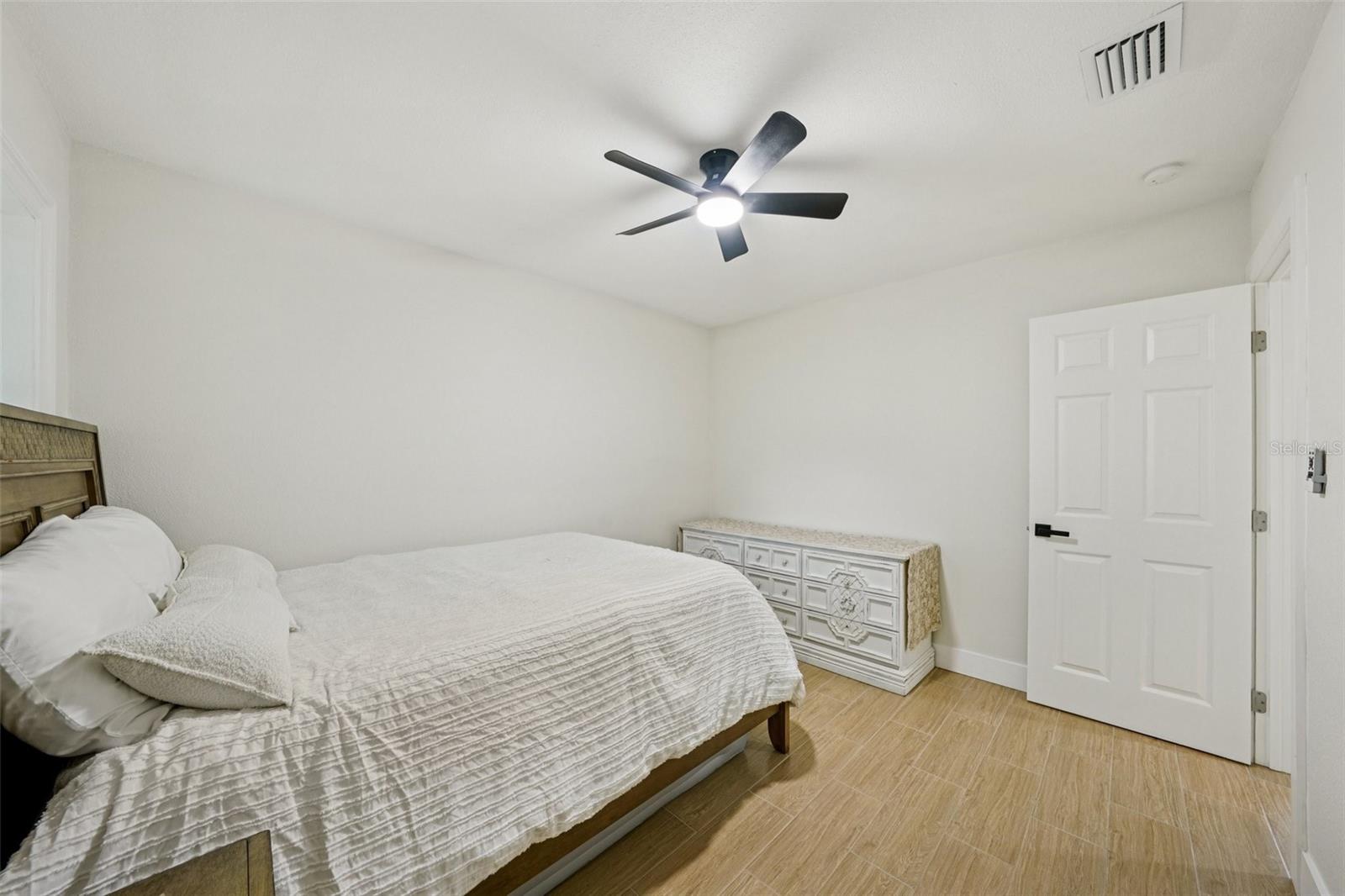 Image 31 of 51 For 1509 Washington Avenue