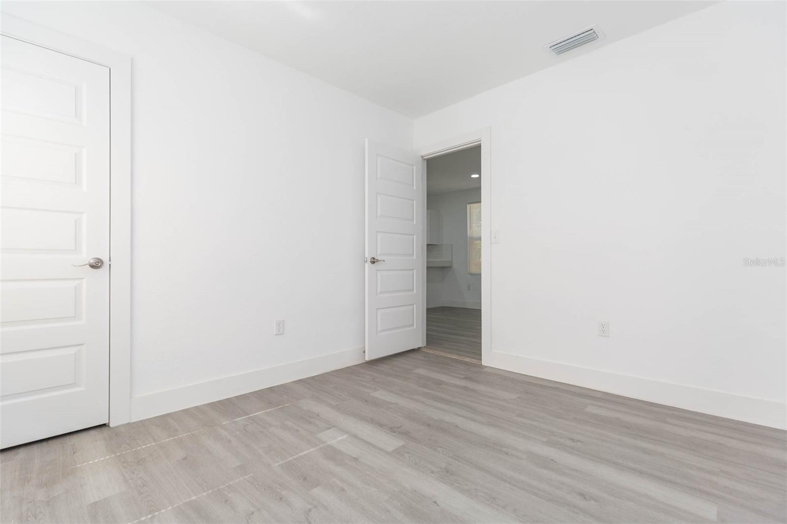 Image 19 of 31 For 8204 10th  