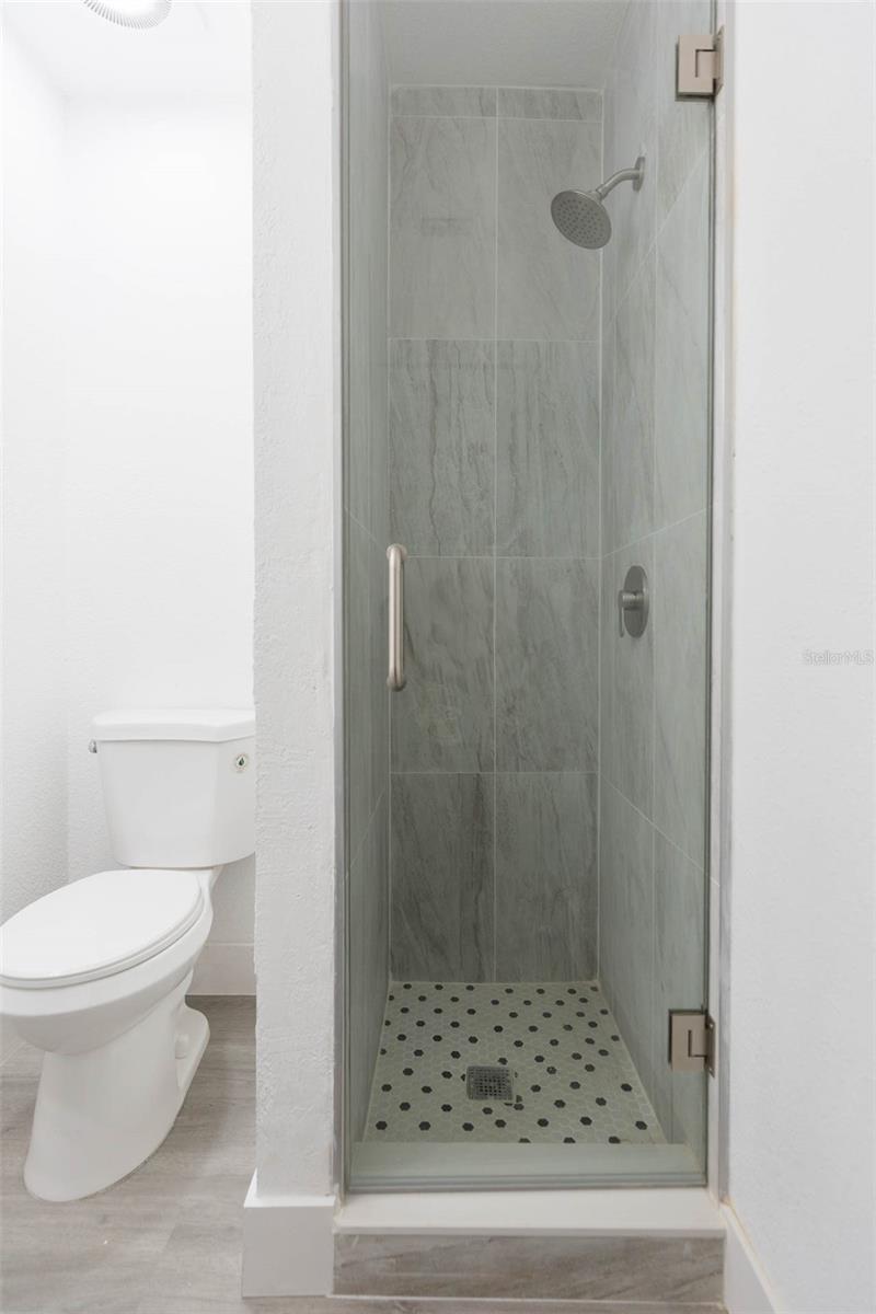 Image 22 of 31 For 8204 10th  