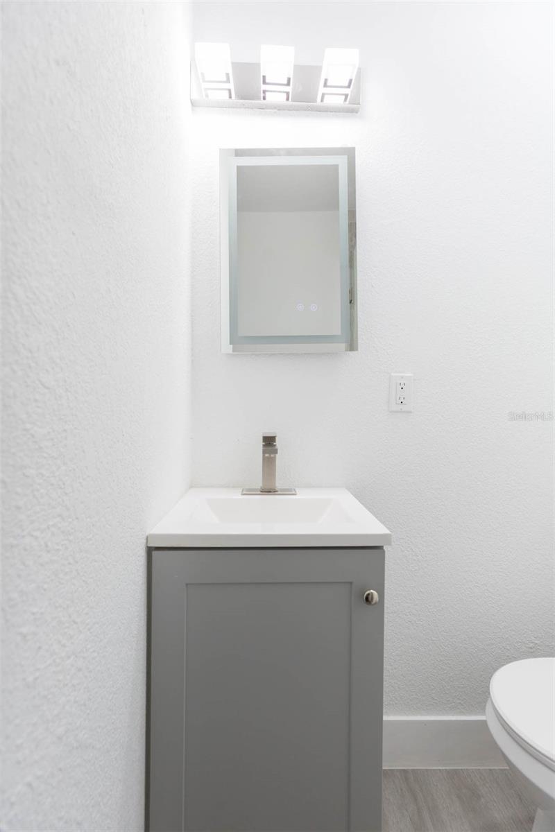 Image 23 of 31 For 8204 10th  