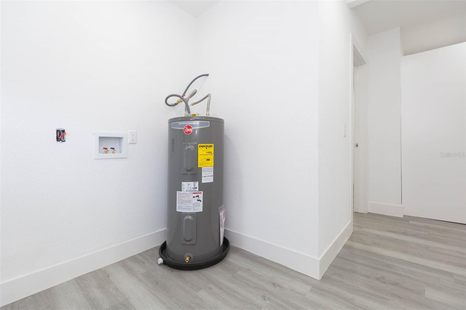 Image 26 of 31 For 8204 10th  