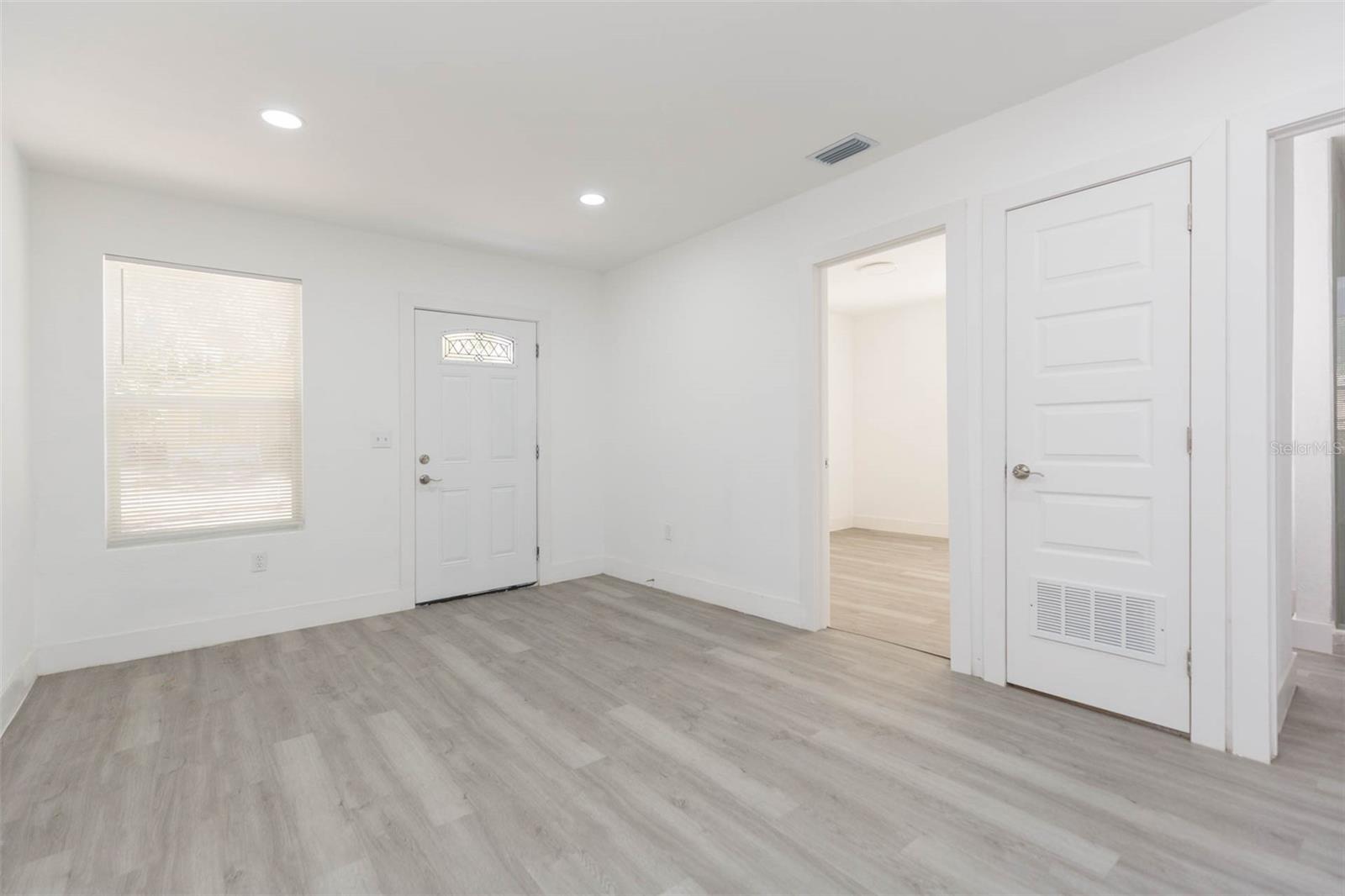 Image 9 of 31 For 8204 10th  