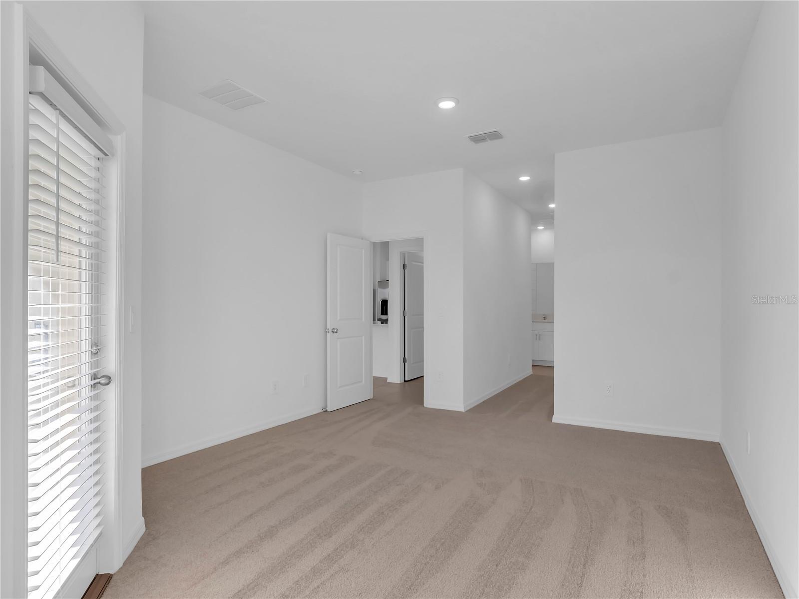 Image 13 of 41 For 8617 Salty Sands Street