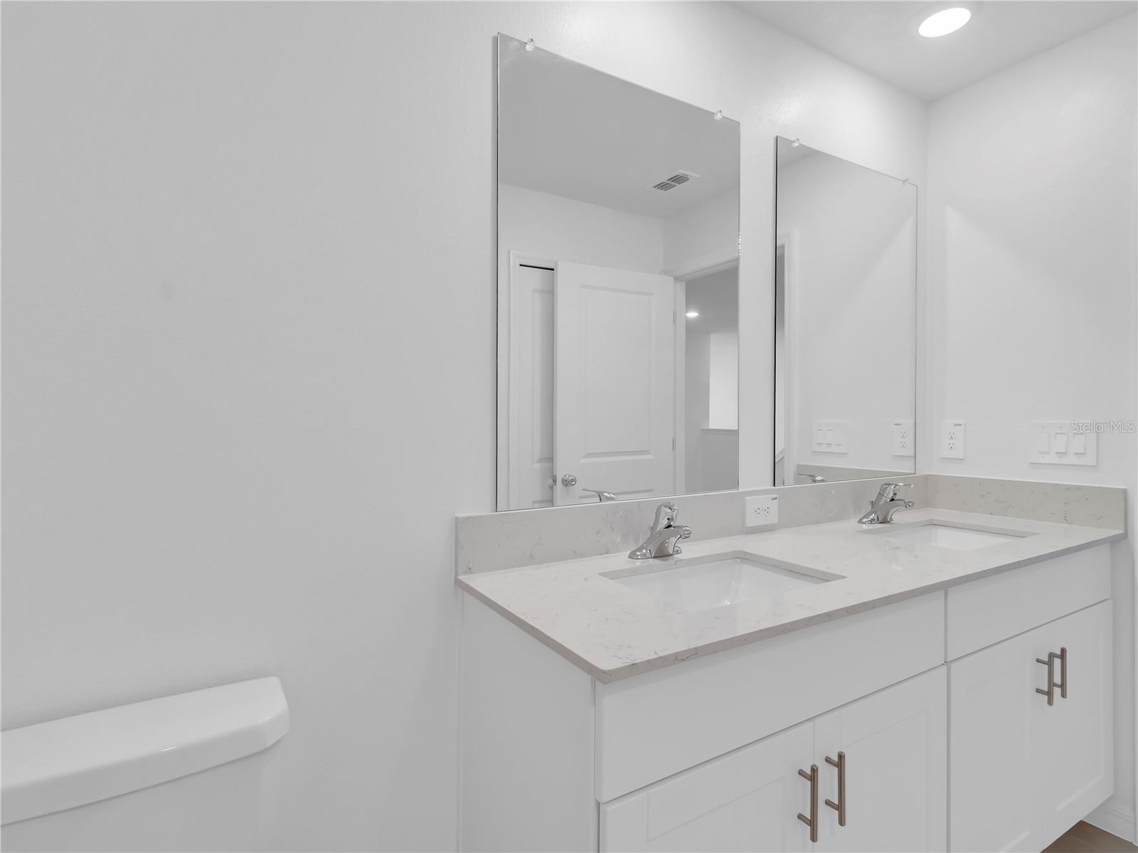 Image 26 of 41 For 8617 Salty Sands Street