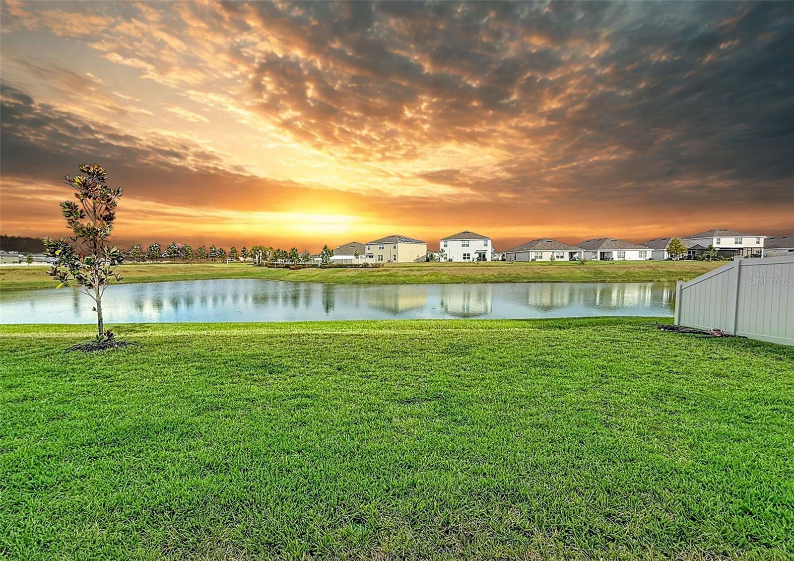 Image 5 of 42 For 2940 Marine Grass Drive