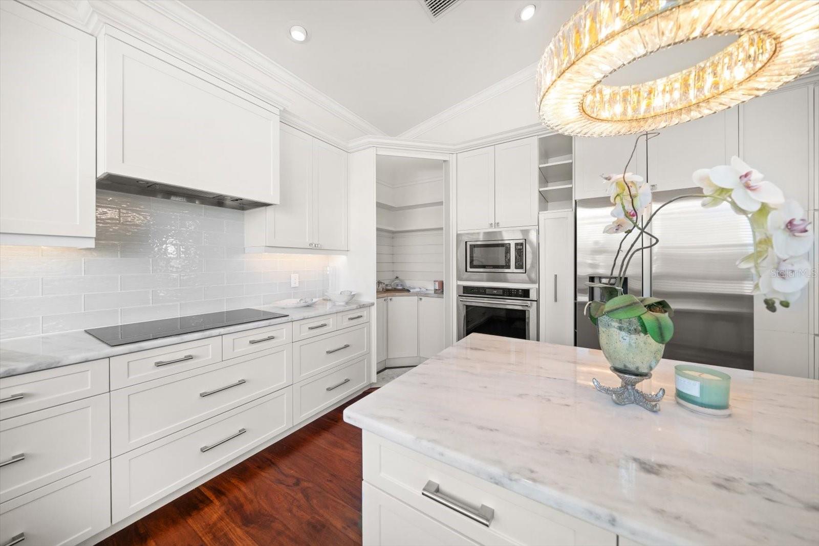 Image 11 of 68 For 109 15th Street