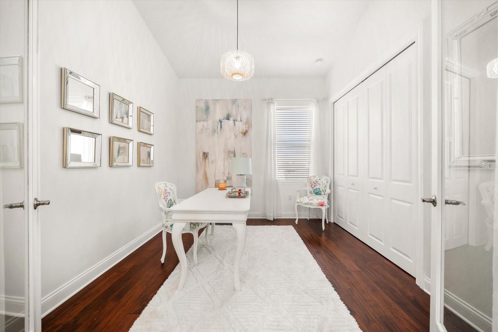 Image 18 of 68 For 109 15th Street