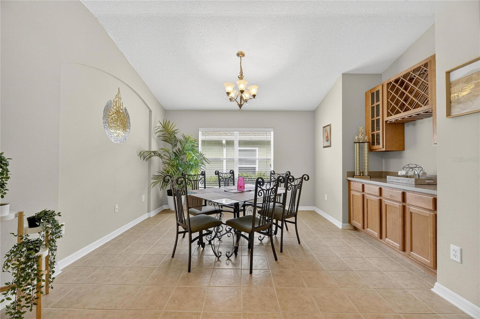 Image 13 of 36 For 424 Down Pine Drive