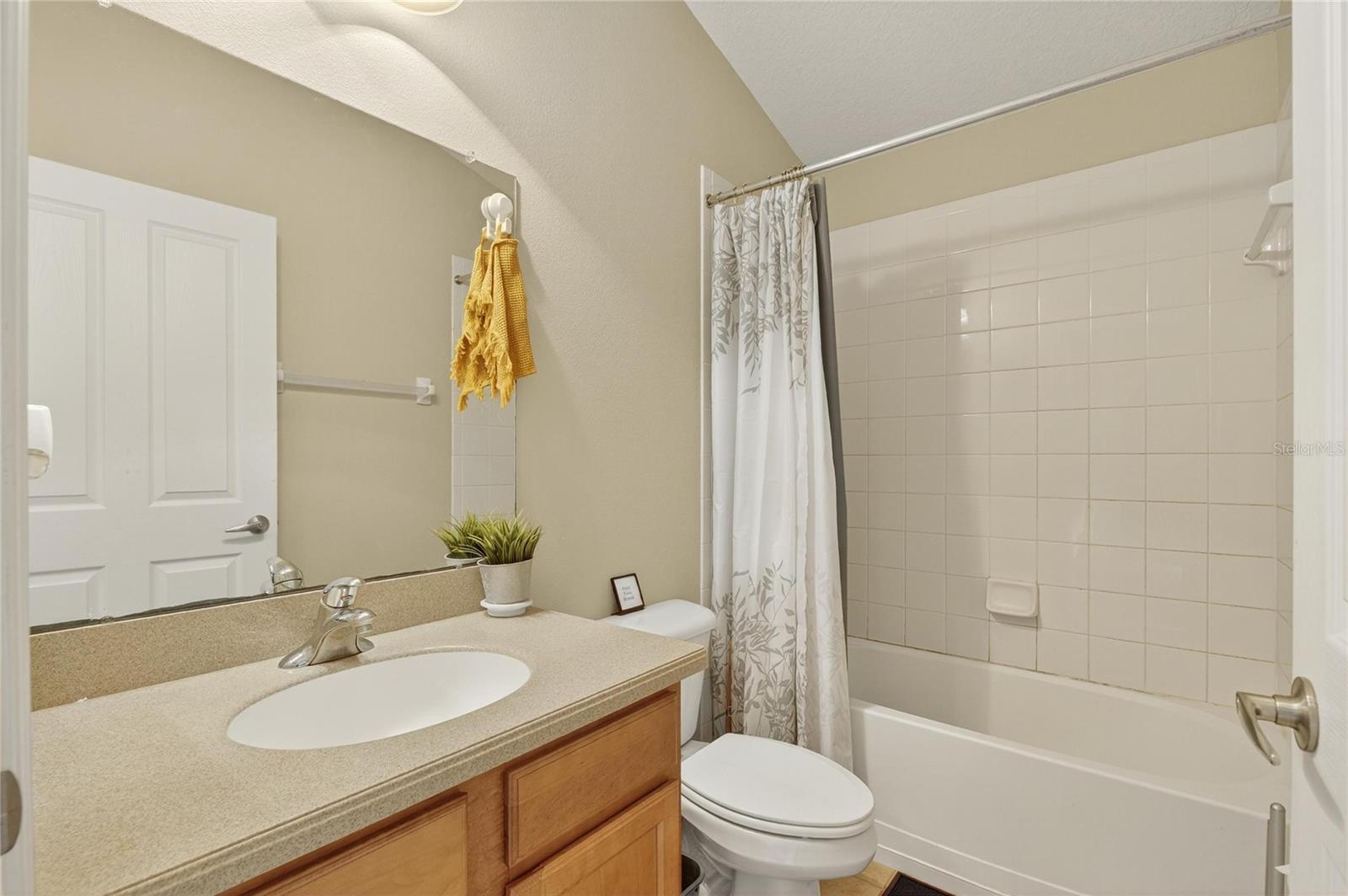 Image 26 of 36 For 424 Down Pine Drive