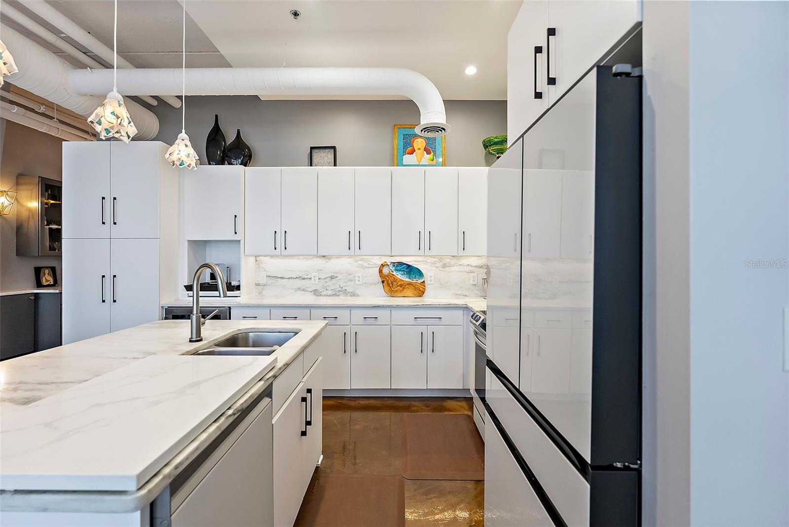 Image 11 of 35 For 175 2nd Street S P-08