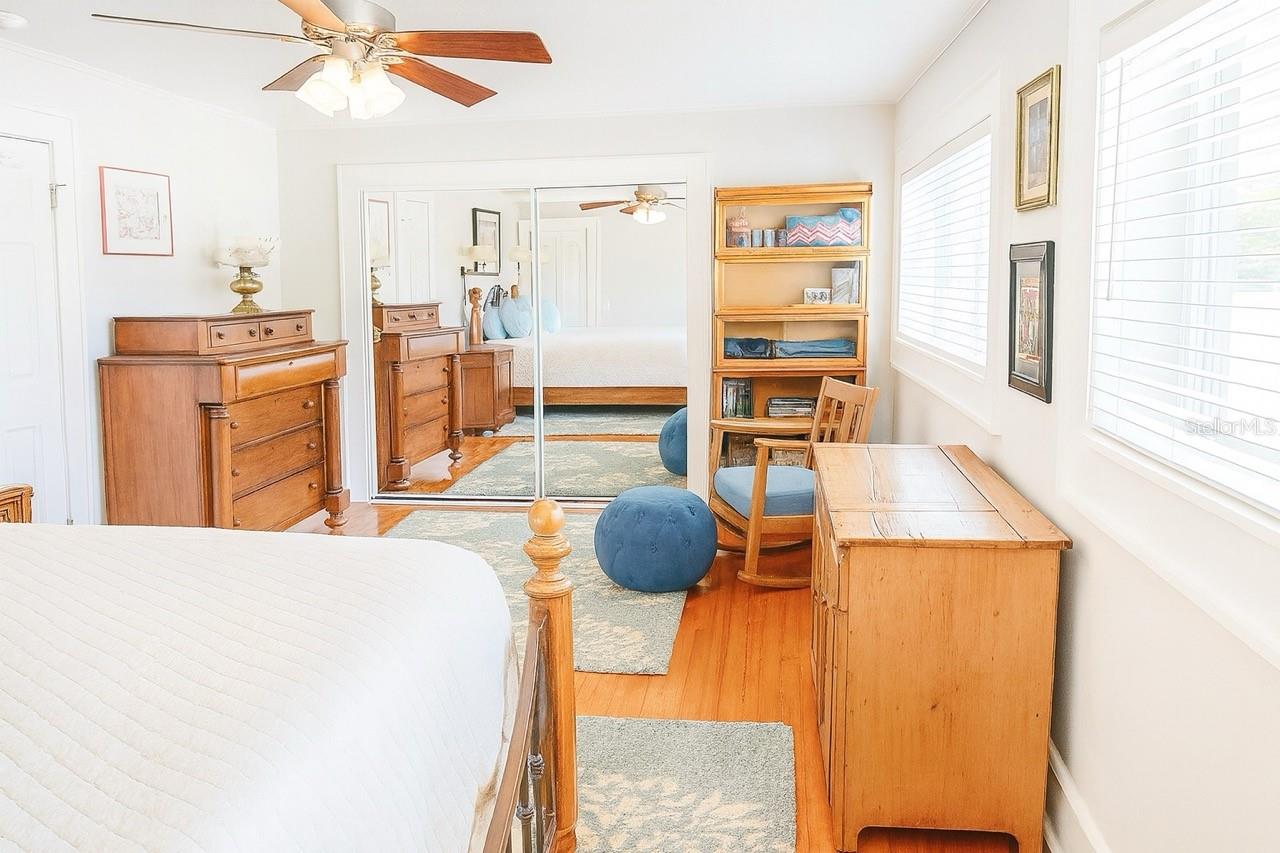 Image 2 of 13 For 4760 4th Avenue N