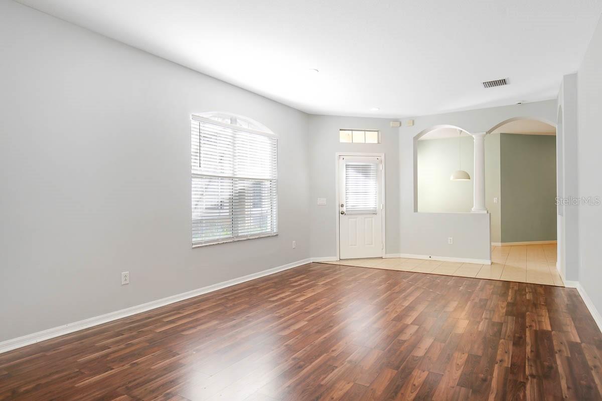 Image 4 of 23 For 5922 Phoebenest Drive