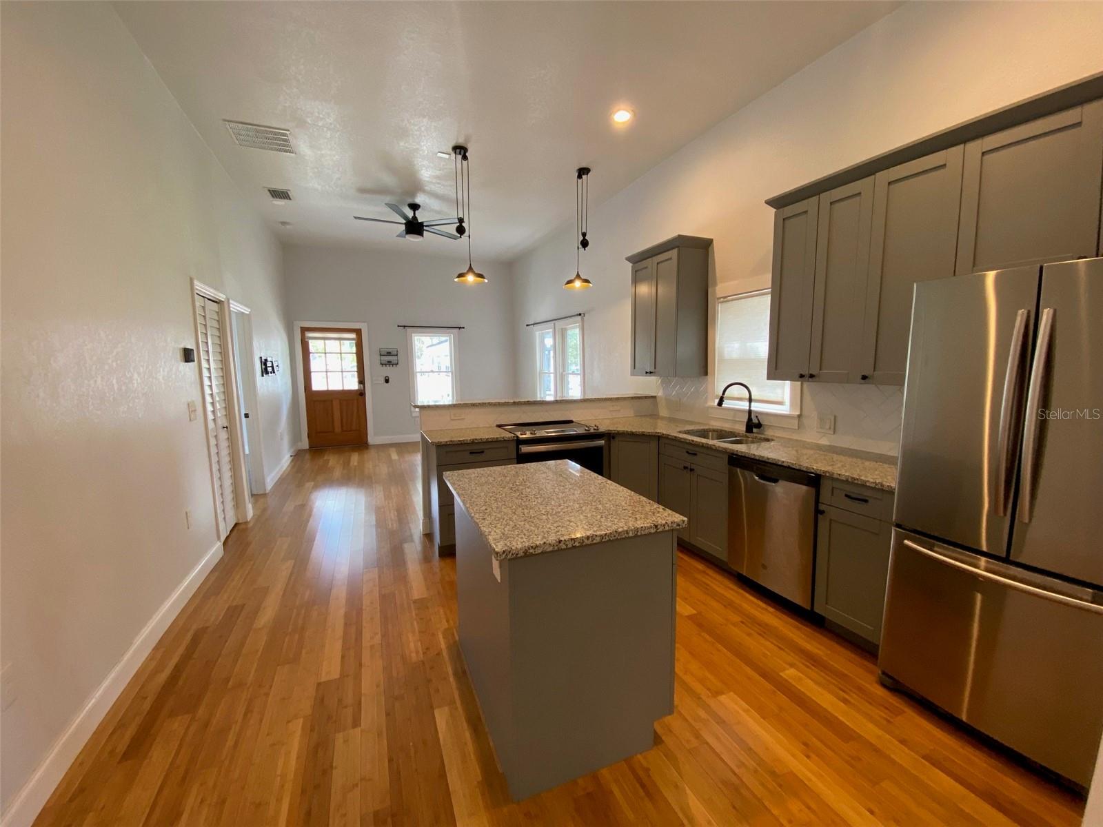 Image 4 of 21 For 2316 12th Avenue