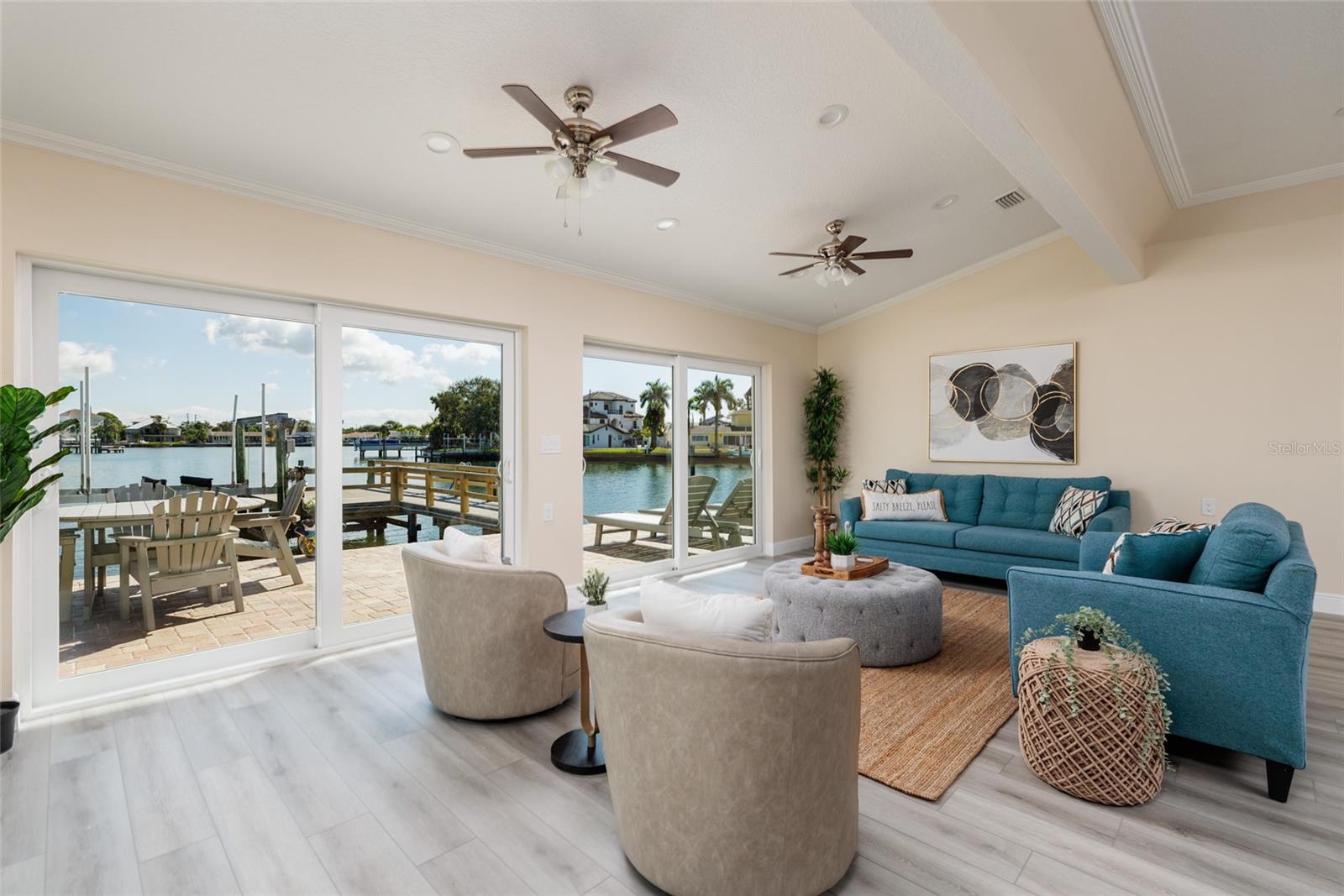 Image 10 of 39 For 1440 Sea Gull Drive S