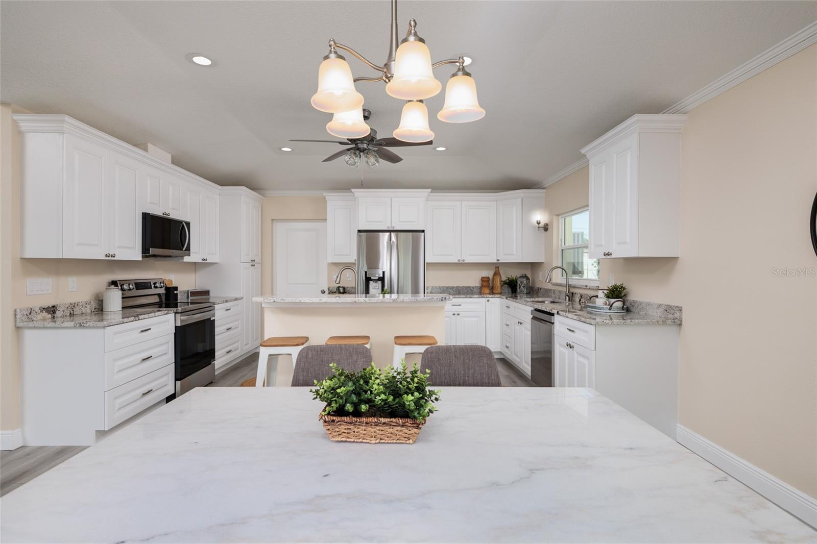 Image 14 of 39 For 1440 Sea Gull Drive S