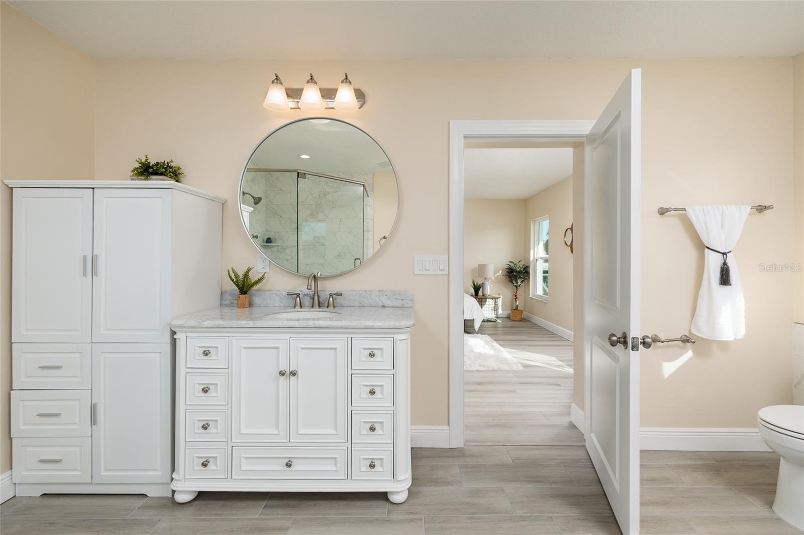 Image 22 of 39 For 1440 Sea Gull Drive S